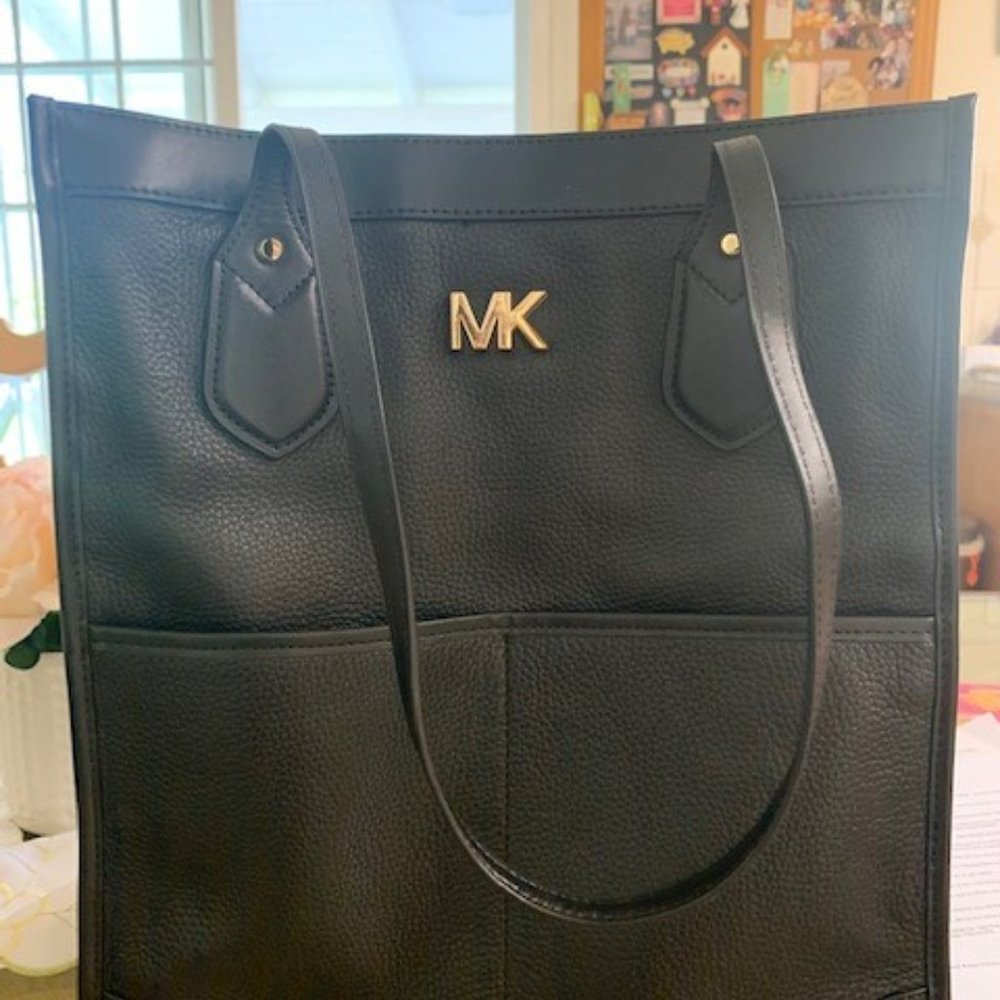 Michael Kors Purse Bay Large Pebbled Leather Tote